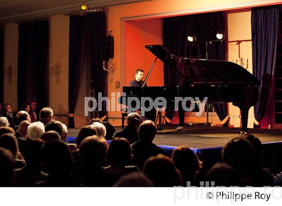 CONCERT DAVIS KADOUCH, PIANO, BOURG-SUR-GIRONDE, LE 9 NOVEMBRE 2018. (00C03634.jpg)
