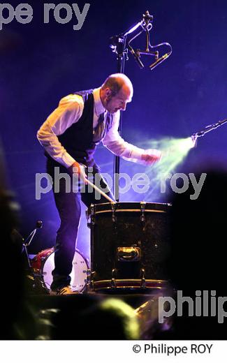 GROUPE THE  INSPECTOR CLUZO, GROUPE ROCK, FESTIVAL MUSICALARUE, LUXEY, LANDES. (00C03928.jpg)