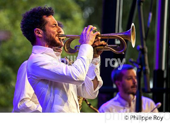 MICHAEL CHEVALIER, BUGLE,  ANDERNOS JAZZ FESTIVAL, ANDERNOS LES BAINS,  BASSIN ARCACHON, GIRONDE. (00C04238.jpg)