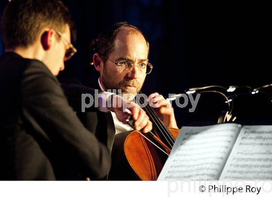 CONCERT, TRIO CHAUSSON, BOURG ARTS ET VINS, GIRONDE. (00C04932.jpg)