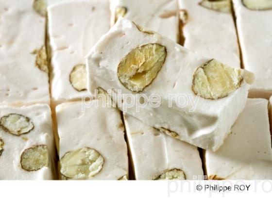 Nougat (00G01407.jpg)