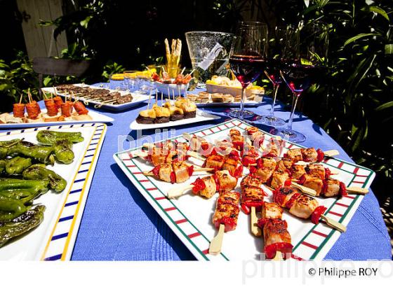 CUISINE A LA PLANCHA, PINCHOS (00G02440.jpg)