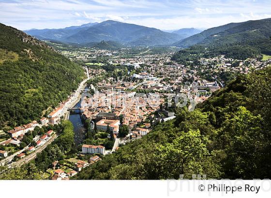 PANORAMA CROIX SAINT SAUVEUR  VILLE DE FOIX, ARIEGE. (09F01014.jpg)