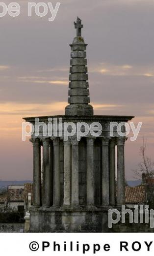 Croix Hosannire - Charente Maritime (17F01339.jpg)