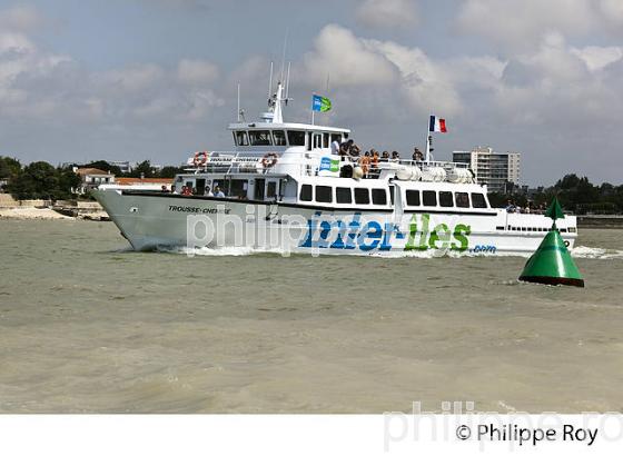 EXCURSION EN MER, LA ROCHELLE (17F05929.jpg)