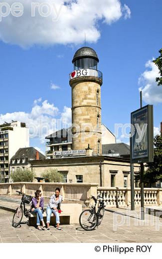 LA VILLE DE BRIVE LA GAILLARDE, VALLEE DE LA CORREZE,  CORREZE, LIMOUSIN. (19F00204.jpg)