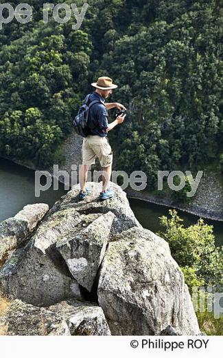 BELVEDERE DE GRATTE BRUYERE, HAUTE  VALLEE DE LA DORDOGNE, CORREZE. (19F05103.jpg)