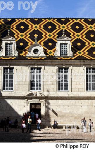 HOTEL-DIEU DE BEAUNE, COTE D' OR , BOURGOGNE. (21F01221.jpg)