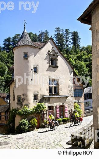 VILLE D' AUBUSSON, CREUSE, LIMOUSIN. (23F02511.jpg)