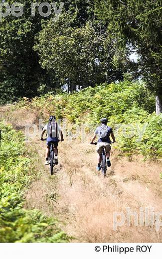 RANDONNEE VELO, CREUSE, LIMOUSIN. (23F03007.jpg)