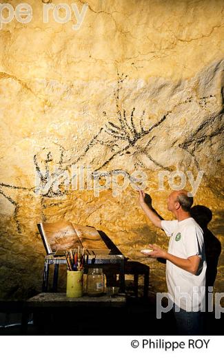 ATELIER, EXPO LASCAUX 3, MONTIGNAC, PREHISTOIRE, VALLEE VEZERE, PERIGORD NOIR, DORDOGNE (24F03715.jpg)