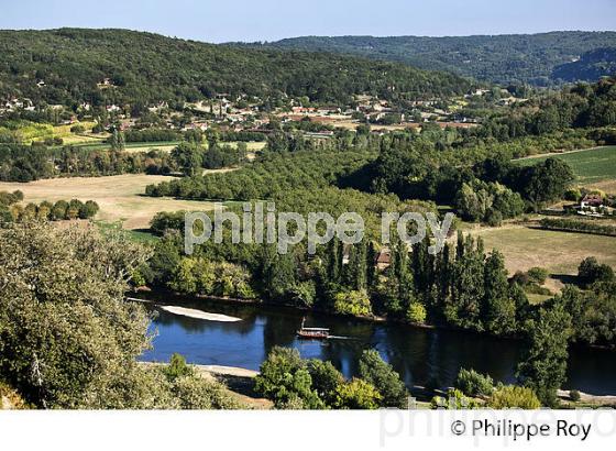 GABARE TOURISTIQUE SUR LA DORDOGNE, PERIGORD NOIR, DORDOGNE, FRANCE (24F04611.jpg)