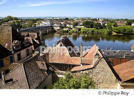 BERGERAC ET LA DORDOGNE, PERIGORD, DORDOGNE, FRANCE (24F05012.jpg)
