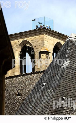 ASCENSEUR PANORAMIQUE, EGLISE SAINTE MARIE, SARLAT, PERIGORD, DORDOGNE, FRANCE (24F06011.jpg)