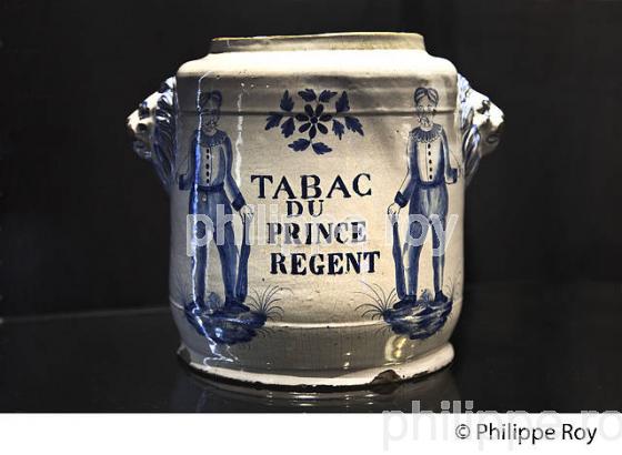 MUSEE DU TABAC, HOTEL PEYRAREDE,  BERGERAC,  VALLEE DE LA DORDOGNE, PERIGORD POURPRE. (24F07117.jpg)