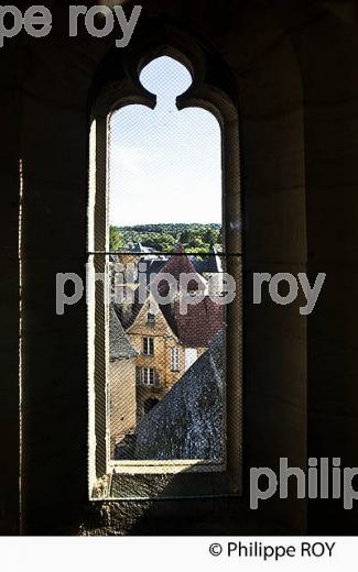 ASCENSSEUR PANORAMIQUE, EGLISE SAINTE MARIE,SARLAT , PERIGORD NOIR , VALLEE DE LA  DORDOGNE. (24F09409.jpg)