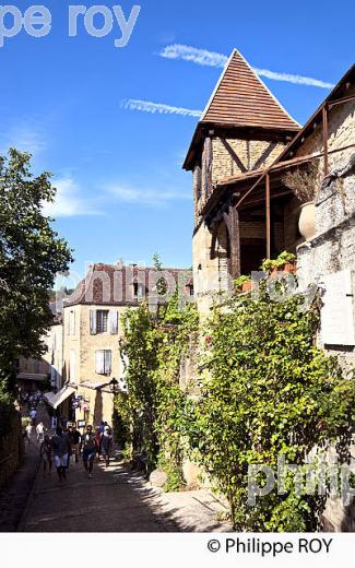 MAISON TRADITIONNELLE , VILLE DE  SARLAT , PERIGORD NOIR , VALLEE DE LA  DORDOGNE. (24F09437.jpg)