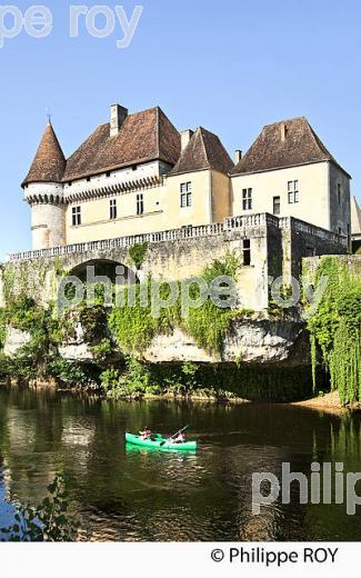 CHATEAU DE LOSSE,  THONAC,  VALLEE DE LA VEZERE, DORDOGNE. (24F10123.jpg)