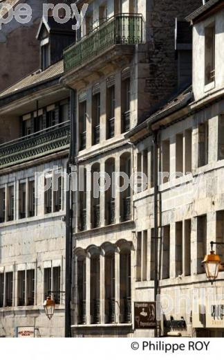 HOTELS PARTICULIERS ET IMMEUBLES, BESANCON, FRANCE (25F00527.jpg)