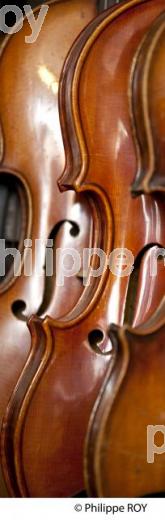 ATELIER DE LUTHERIE, BESANCON, DOUBS, FRANCE (25F01212.jpg)