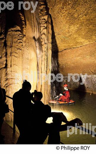 LA GROTTE DE TRABUC, COMMUNE DE MIALET , VALLEE DU GARDON DE MIALET,  CEVENNES, GARD. (30F00522.jpg)