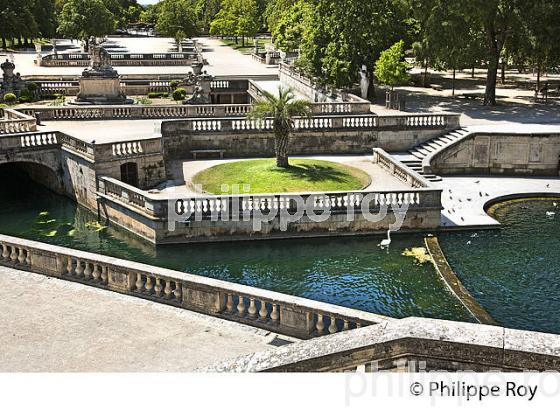 LES JARDINS DE LA FONTAINE,  VILLE DE NIMES ,  GARD, LANGUEDOC. (30F01323.jpg)