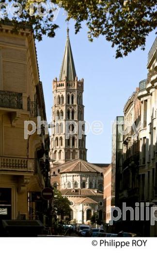 CLOCHER DE L' EGLISE SAINT-SERNIN, QUARTIER ARNAUD BERNARD, TOULOUSE. (31F02809.jpg)