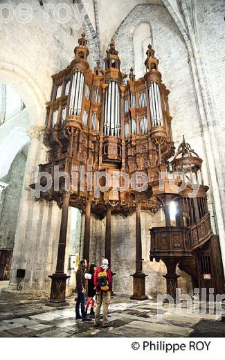 ORGUES, CATHEDRALE, VILAGE FORTIFIE DE  SAINT BERTRAND DE COMMINGES , VALLEE DE LUCHON,  VIA GARONA, COMMINGES. (31F04730.jpg)