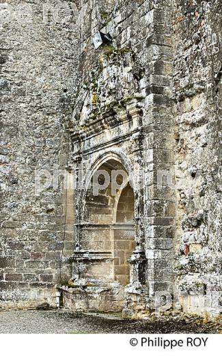 VILLAGE FORTIFIE DE BASSOUES, BASTIDE DE GASCOGNE, GERS. (32F01428.jpg)
