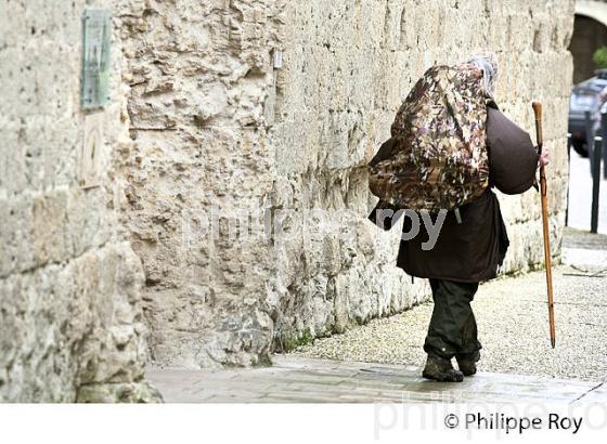 VILLAGE FORTIFIE  DE LA ROMIEU,  GASCOGNE, GERS. (32F01626.jpg)
