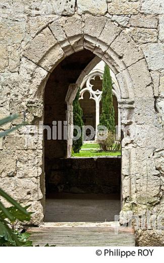 VILLAGE FORTIFIE DE LA ROMIEU, GASCOGNE, GERS. (32F01636.jpg)