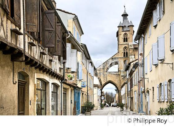 CITE FORTIFIEE DE MIRANDE, GASCOGNE, GERS. (32F01810.jpg)