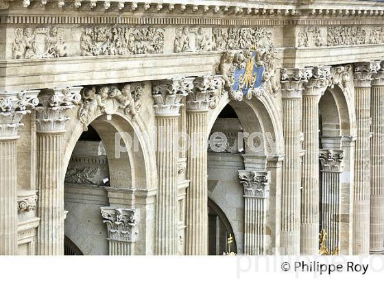 CATHEDRALE DE AUCH, GERS, GASCOGNE. (32F02034.jpg)