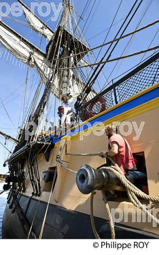 REPLIQUE DU  VAISSEAU L' HERMIONE,  A BORDEAUX, GIRONDE, AQUITAINE. (33F18236.jpg)