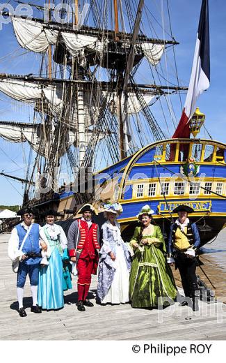 REPLIQUE DU  VAISSEAU L' HERMIONE,  A BORDEAUX, GIRONDE, AQUITAINE. (33F18237.jpg)
