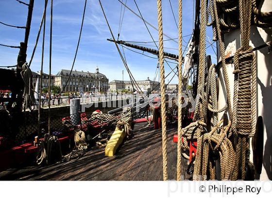 REPLIQUE DU  VAISSEAU L' HERMIONE,  A BORDEAUX, GIRONDE, AQUITAINE. (33F18724.jpg)