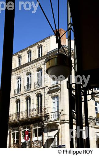 LA PLACE ET LE MARCHE DES GRANDS HOMMES , VILLE DE BORDEAUX, GIRONDE, AQUITAINE. (33F19708.jpg)