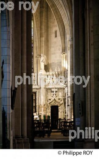 EGLISE DE SAINT SEURIN,  QUARTIER SAINT SEURIN,  BORDEAUUX , GIRONDE. (33F20720.jpg)