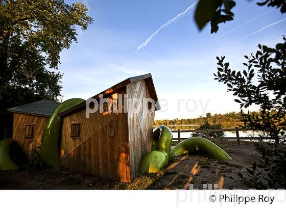LES REFUGES PERIURBAINS DE BORDEAUX METROPOLE, GIRONDE. (33F22202.jpg)