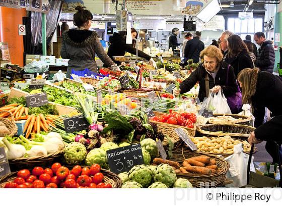 LE MARCHE DES CAPUCINS, QUARTIER SAINT MICHEL, BORDEAUX (33F25134.jpg)