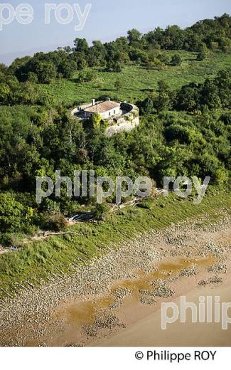ILE ET FORT PATE, VERROU VAUBAN, ILES DE L' ESTUAIRE DE LA GIRONDE, AQUITAINE. (33F26617.jpg)
