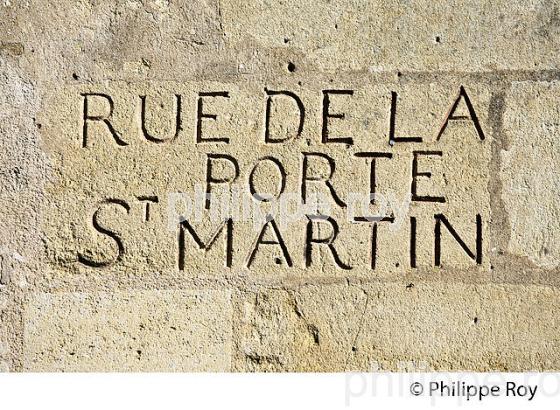 RUE DE LA PORTE SAINT MARTIN, VILLAGE DE SAINT-EMILION, GIRONDE. (33F28415.jpg)