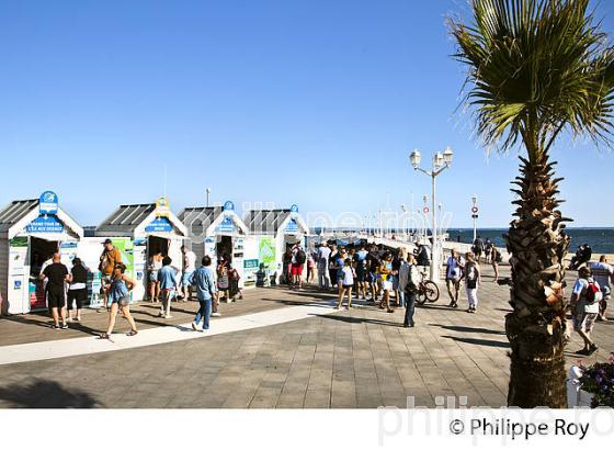 LA JETEE THIERS, GRANDE PLAGE, VILLE D' ETE, ARCACHON, GIRONDE. (33F31930.jpg)