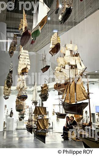 SALLE D' EXPOSITION , MAQUETTES DE BATEAUX,  MUSEE MER MARINE ,  BORDEAUX, GIRONDE. (33F34705.jpg)