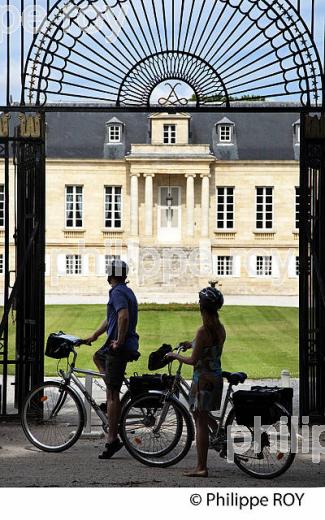 CYCLOTOURISME, VIGNOBLE DE BORDEAUX (33V32202.jpg)