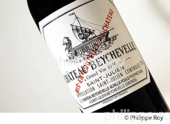 BOUTEILLE , CHATEAU BEYCHEVELLE, SAINT JULIEN, MEDOC, GRAND VIN DE BORDEAUX. (33V38715.jpg)