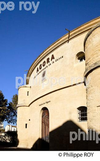 QUARTIER FACULTE,  VIEUX MONTPELLIER, LANGUEDOC-ROUSSILLON. (34F00218.jpg)