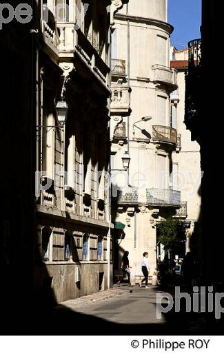 QUARTIER SAINTE ANNE , VIEUX MONTPELLIER, LANGUEDOC-ROUSSILLON. (34F00425.jpg)