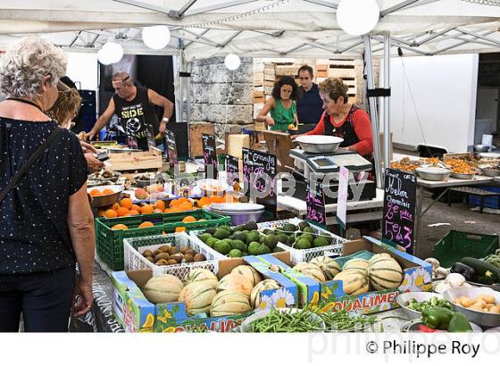 MARCHE DE ARCEAUX,  ET AQUEDUC SAINT CLEMENT , MONTPELLIER, HERAULT, LANGUEDOC. (34F01601.jpg)