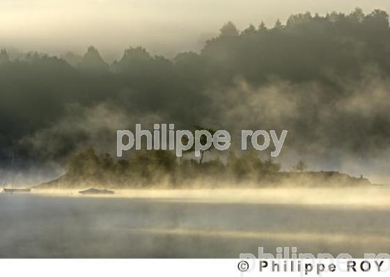 Le lac de Chambon (36F00128.jpg)